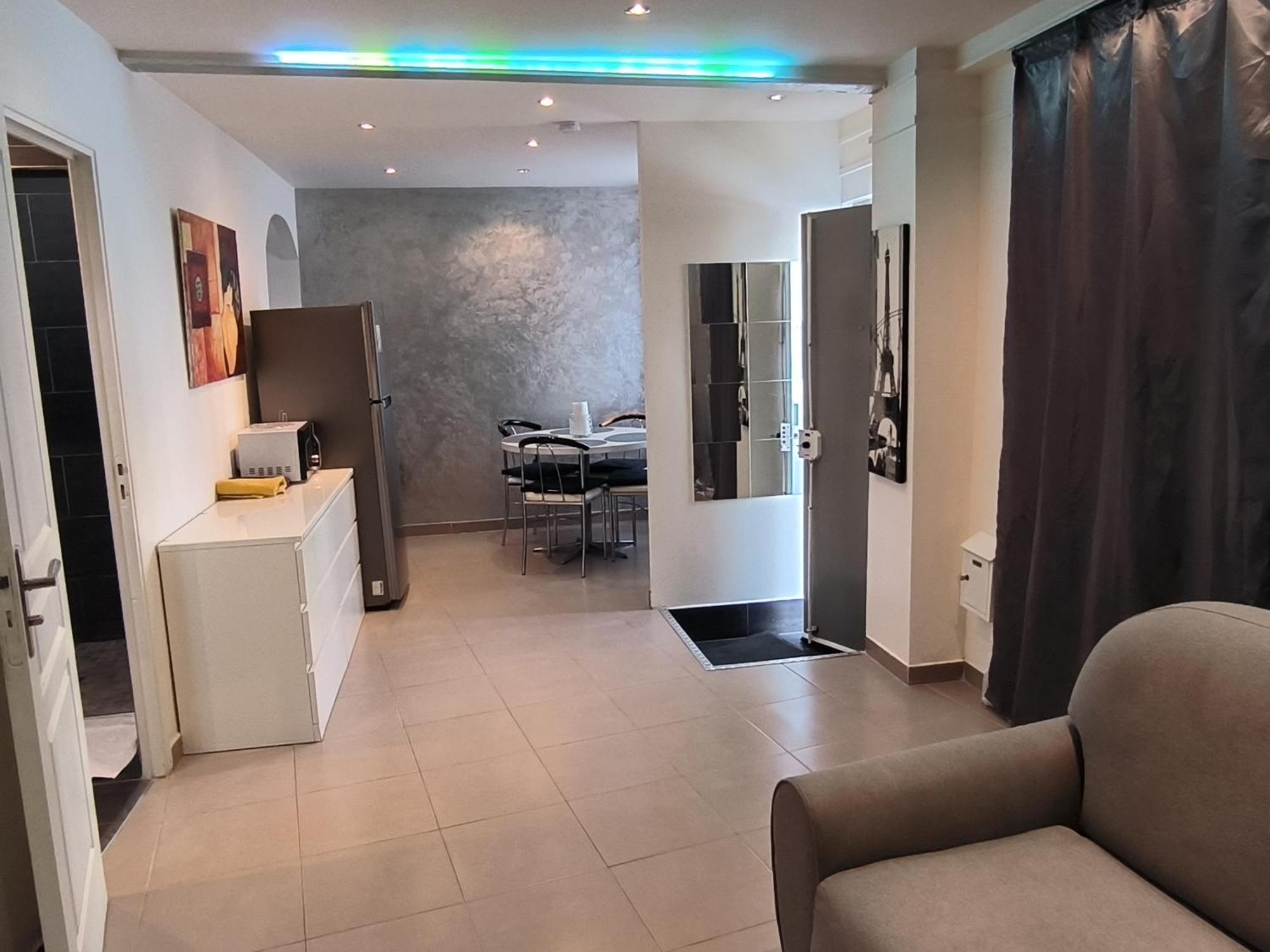 Loft Porte De Paris Croix De Chavaux 93100 Montreuil Montreuil  Esterno foto